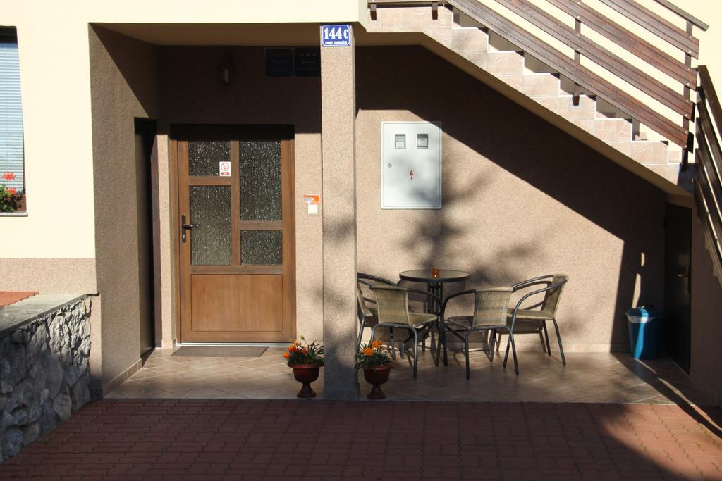 Apartment Ante Szluin Kültér fotó