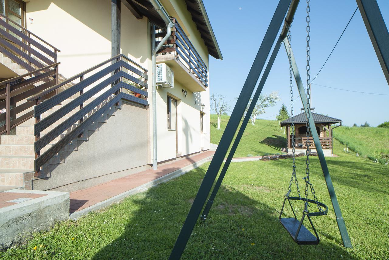 Apartment Ante Szluin Kültér fotó
