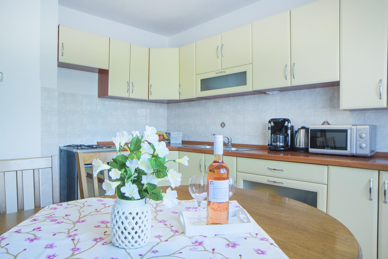 Apartment Ante Szluin Kültér fotó